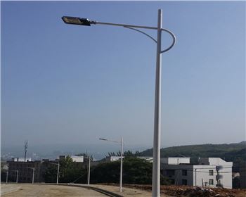 青海市電路燈-青海省安康職業(yè)技術學院路燈項目
